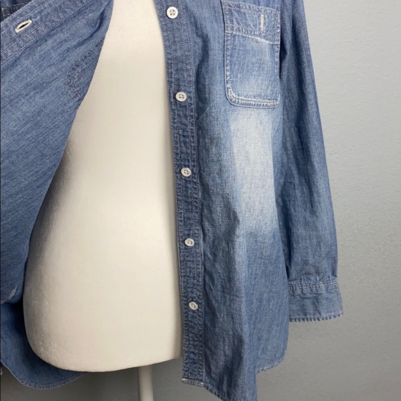 Uniqlo Denim Cotton Button Down Blouse - Picture 4 of 9